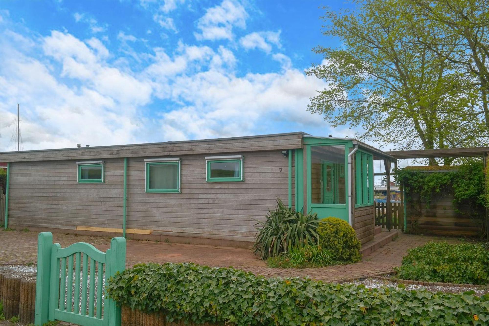 4 Pers Holiday Home Hilla With Winter Garden In Front Of The Dike Directly On The Lauwersmeer Anjum Экстерьер фото